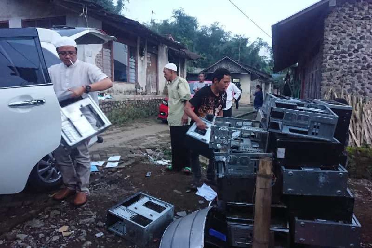 Unsiq Wonosobo rintis kampung laboratorium kreatif berbasis  limbah