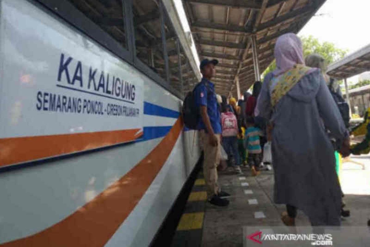 KA Kaligung relasi Cirebon ke Semarang beroperasi kembali