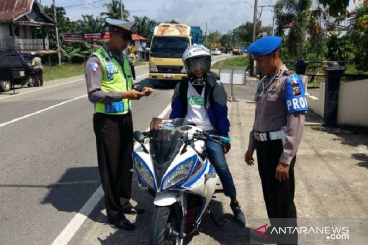 Polisi Pekanbaru catat 2.383 pelanggaran saat Operasi Patuh