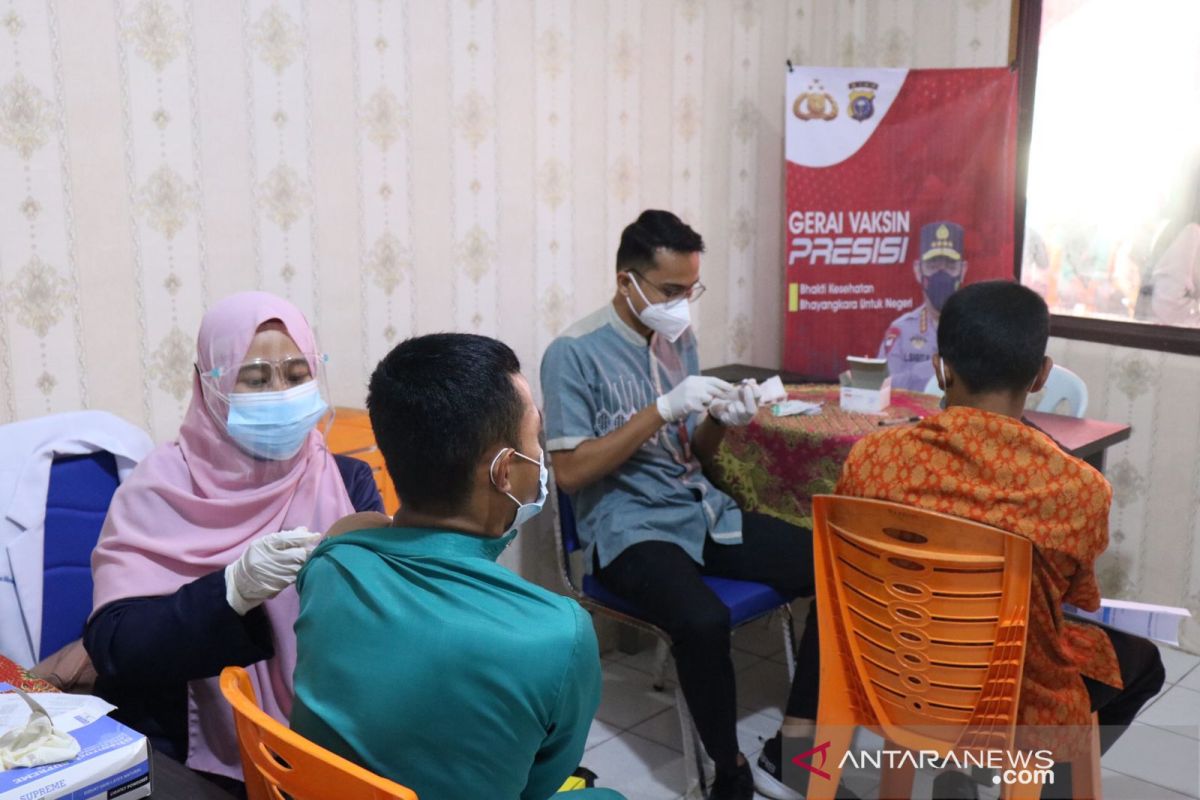 Gerai Vaksin Polres Meranti telah layani seribuan warga