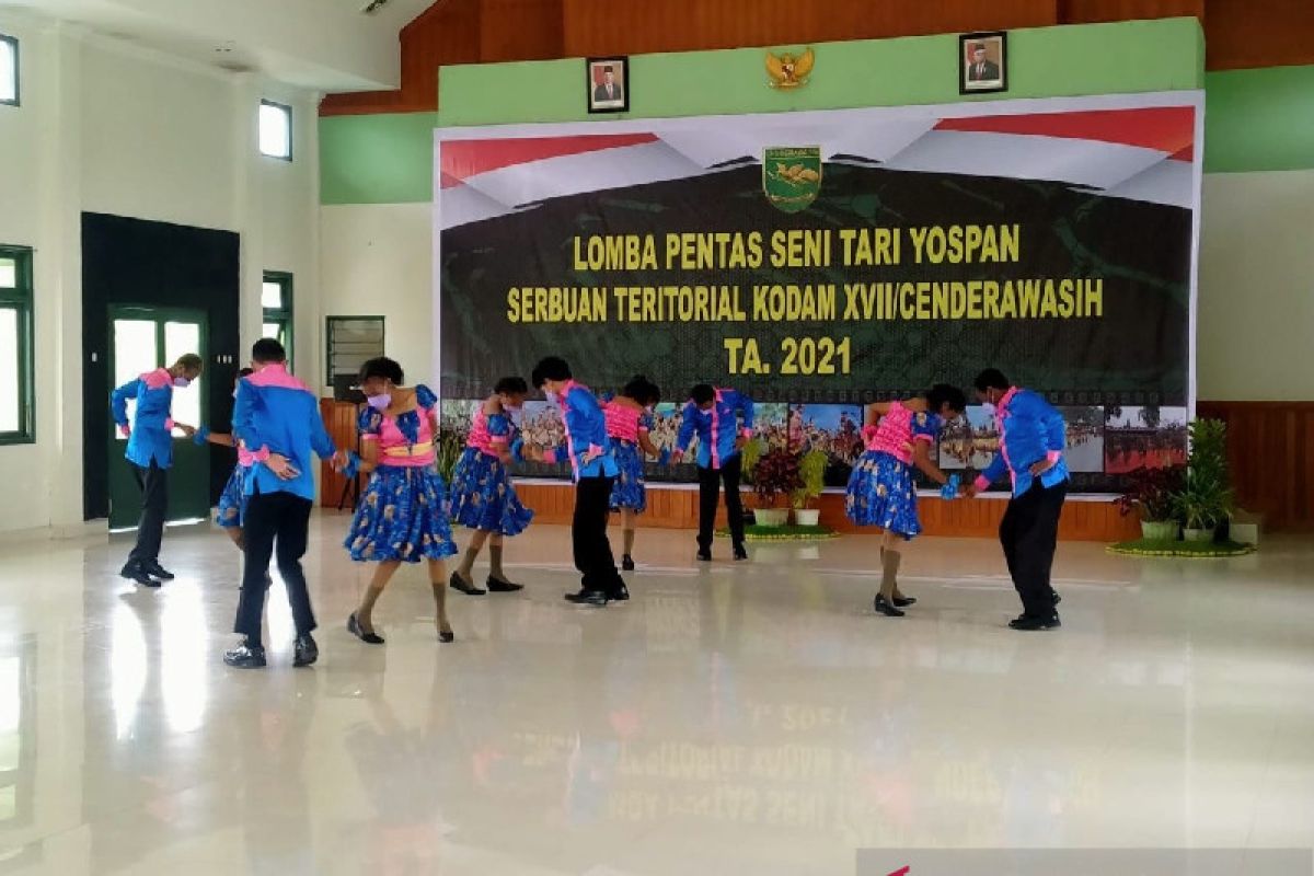 Kodim 1711 Boven Digoel gelar pentas seni tari Yospan