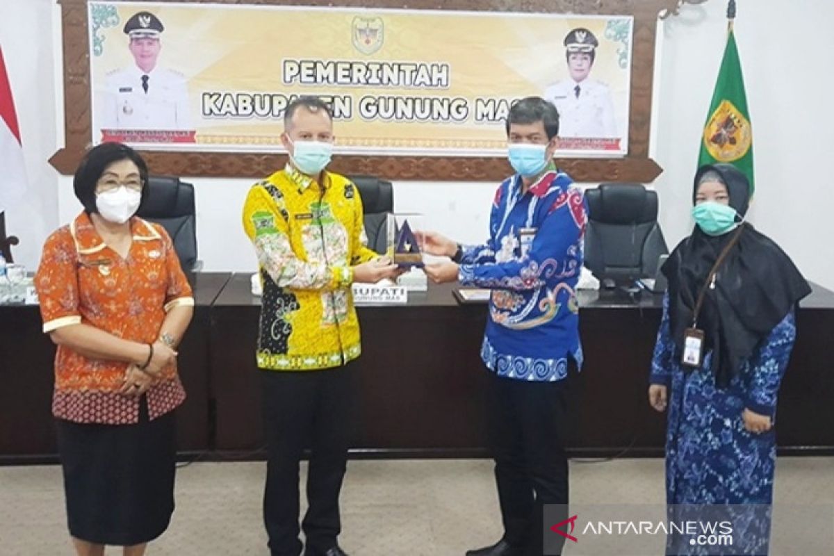 Gumas dapat penghargaan Kemenkeu atas WTP lima kali berturut-turut