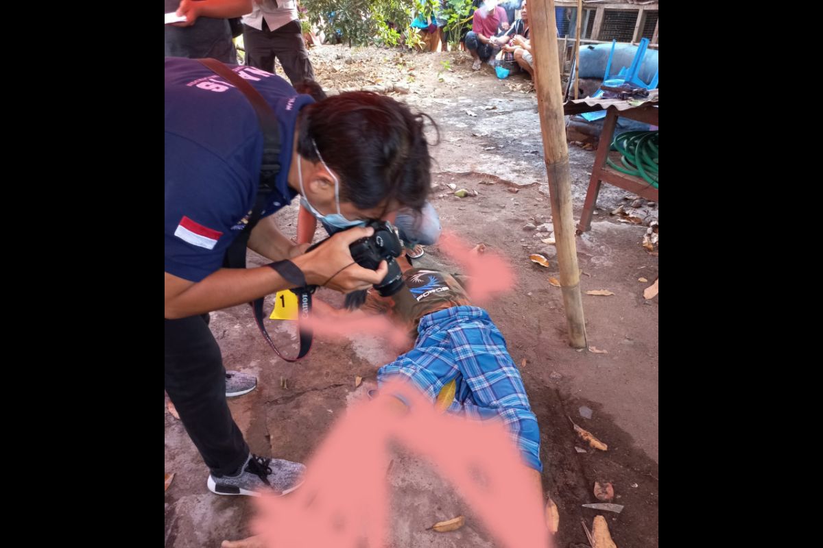 Guru madrasah di Lombok Timur ditemukan tewas di bawah pohon mangga