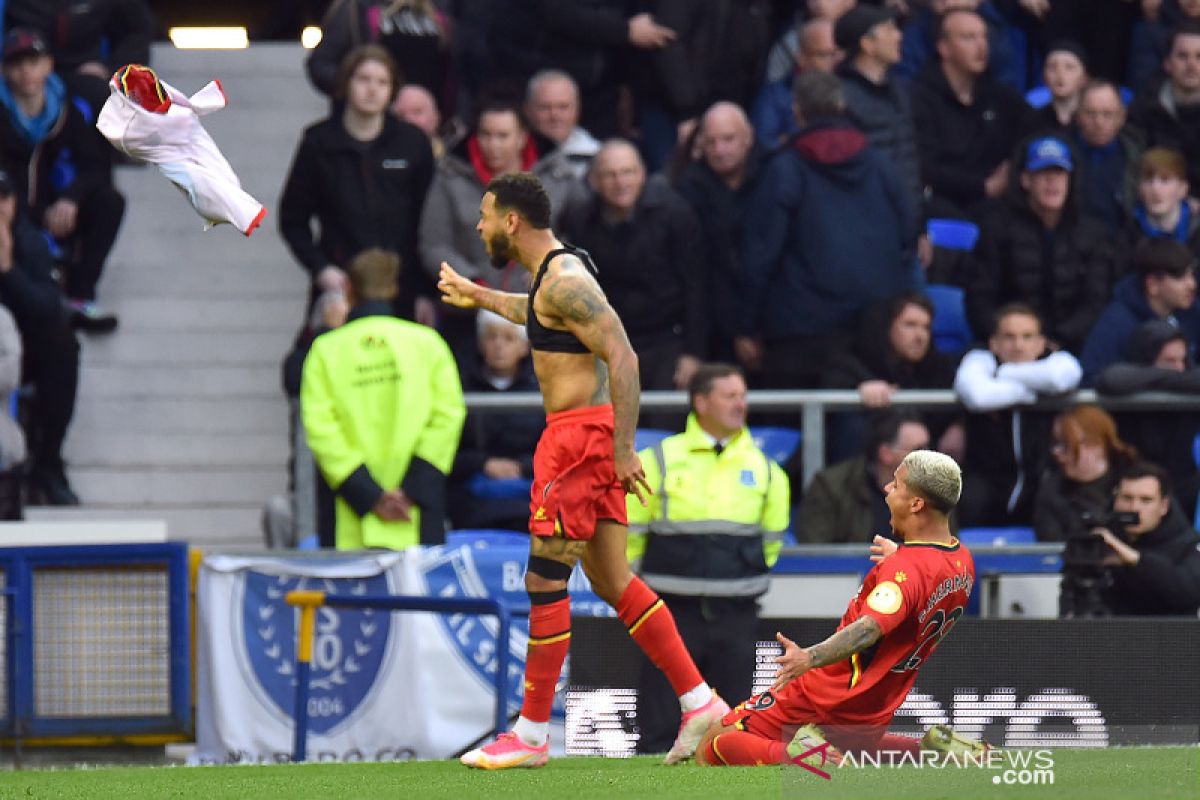 Watford permalukan Everton 5-2 saat enam tim berbagi poin