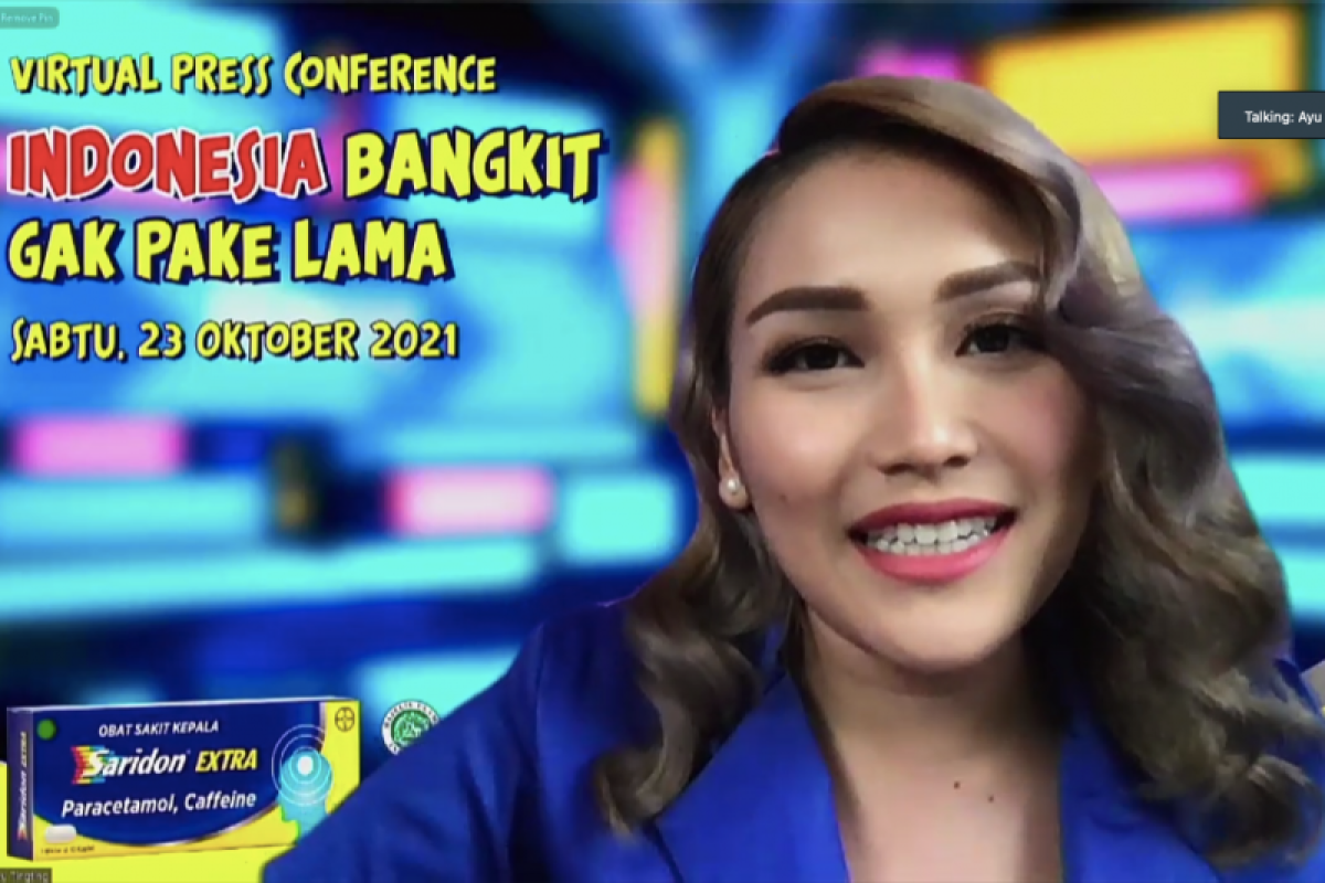 Komentar warganet tak buat pedangdut Ayu Ting Ting sakit kepala