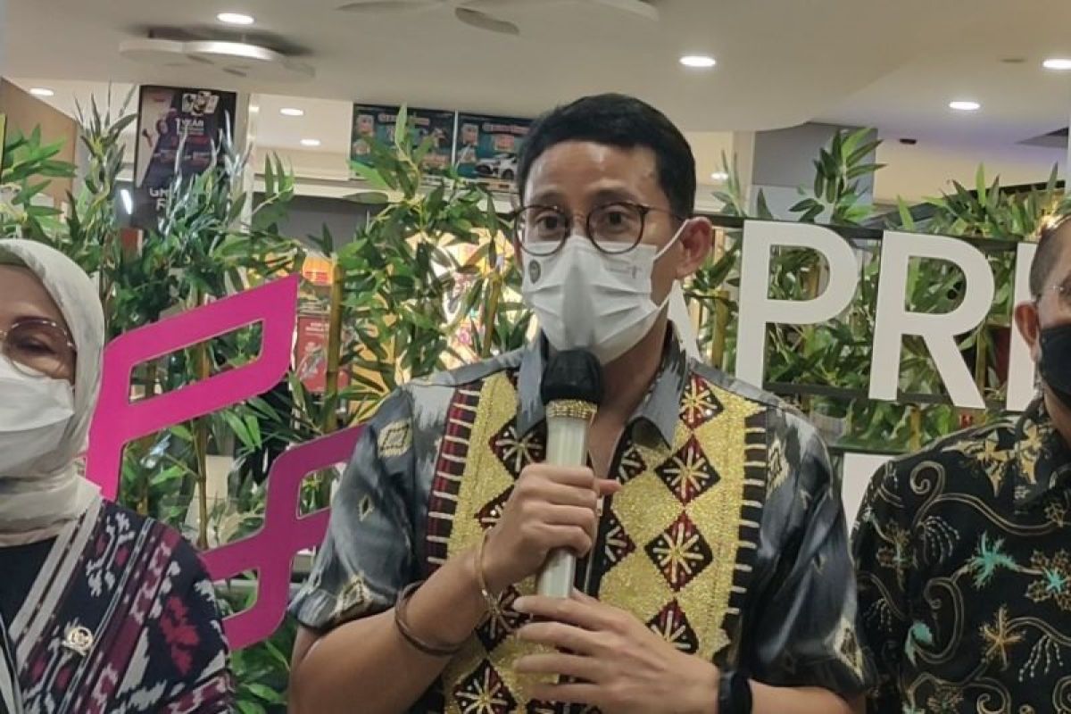 Menparekraf Sandiaga Uno beri tiga kunci agar produk tembus pasar dunia