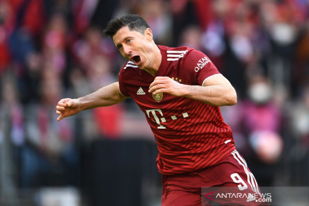 Lewandowski nikmati kembalinya 60.000 penonton di Allianz Arena