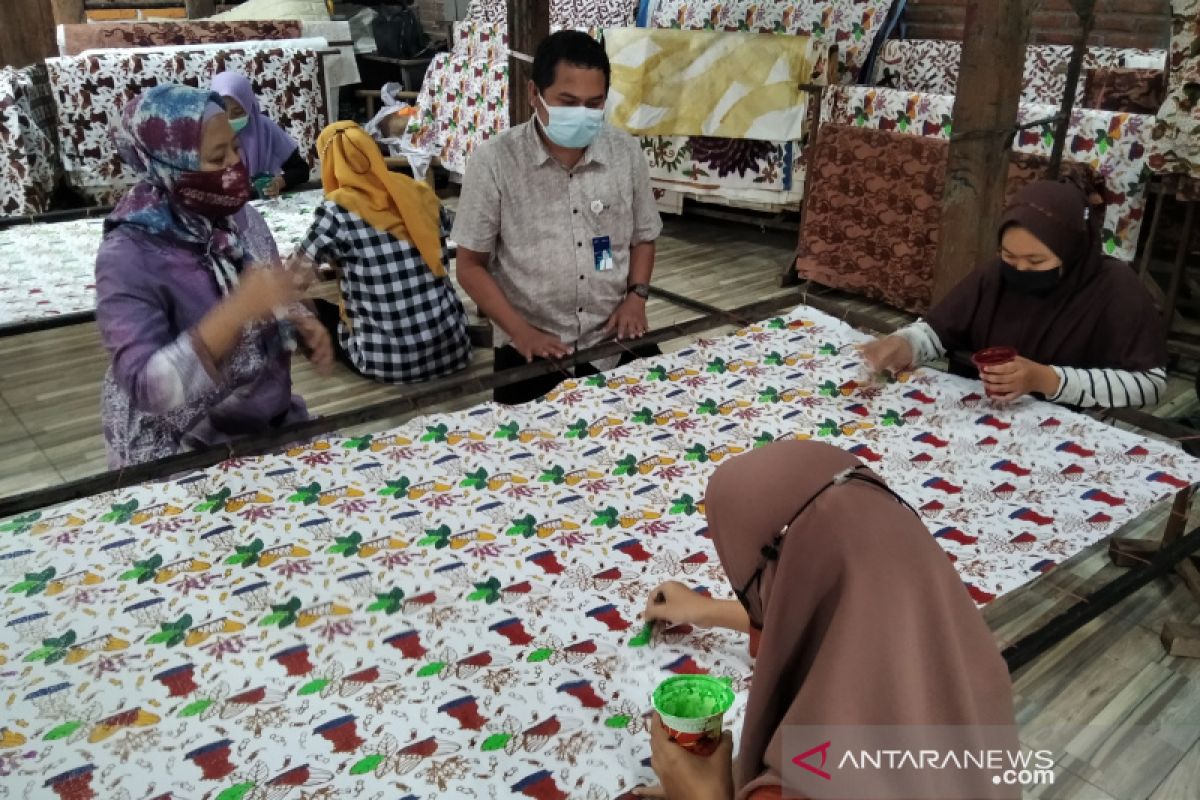 Perajin batik Kudus rasakan manfaat ikuti pameran di luar negeri