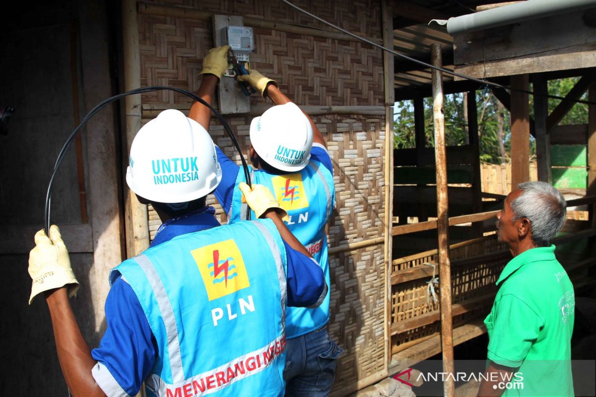 PLN terangi 75.278 desa mendorong pergerakan ekonomi masyarakat