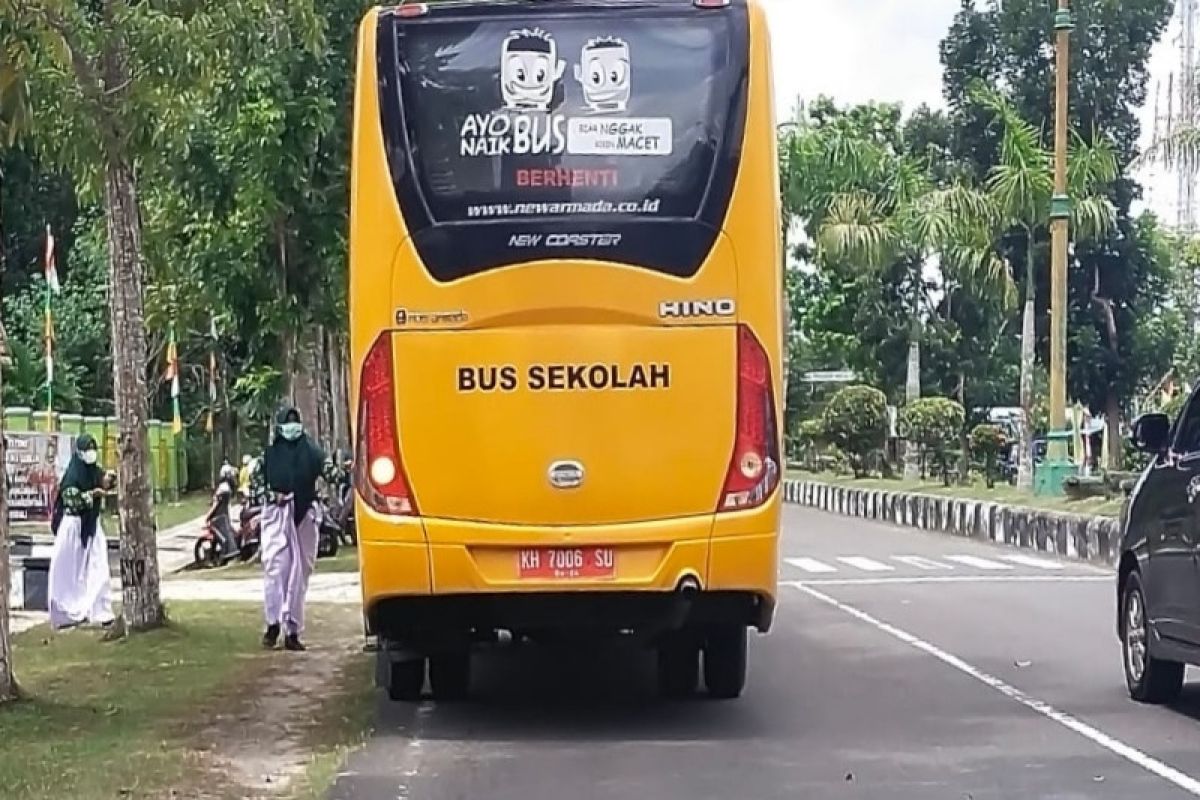 Pengoperasian bus sekolah di Sukamara demi keselamatan pelajar