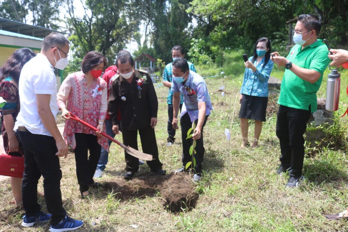 Kota Tomohon dorong pelestarian lingkungan melalui Gerakan Kelurahan Hijau