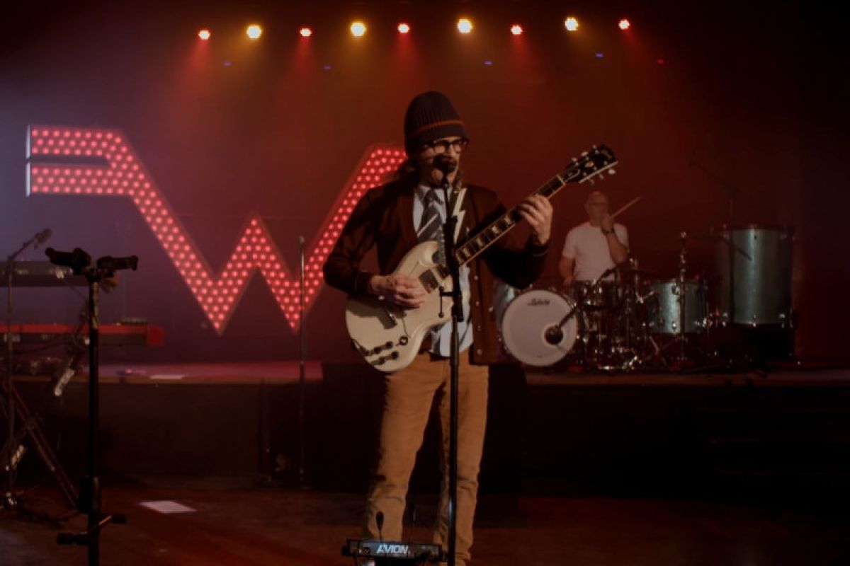 Nostalgia bersama Weezer di Mola Chill Festival London