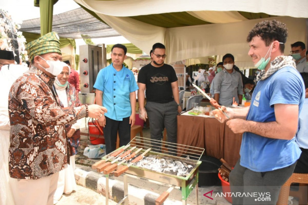 Hadiri Festival Maulid, Bupati Kampar ajak teladani perjuangan Nabi