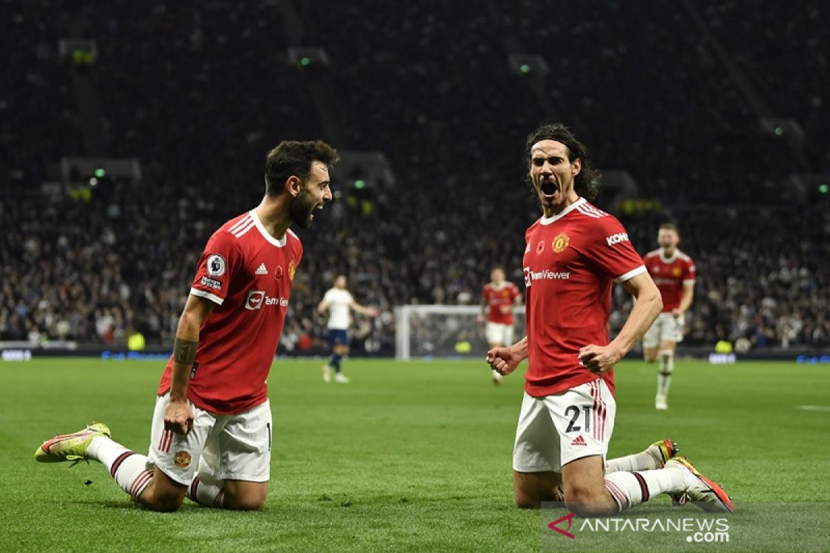 Manchester United bangkit pecundangi Tottenham 3-0