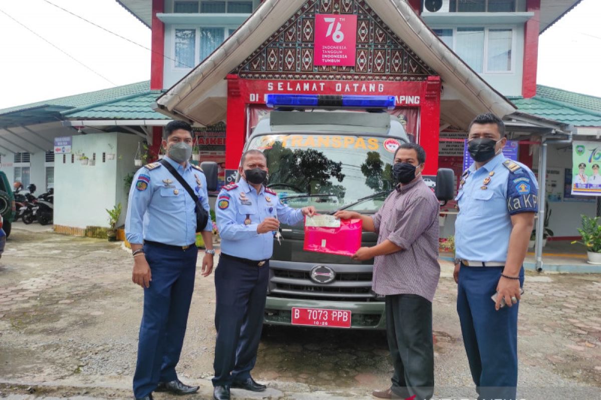 Rutan Lubuk Sikaping terima satu unit Bus Trans Pemasyarakatan bantuan Ditjenpas