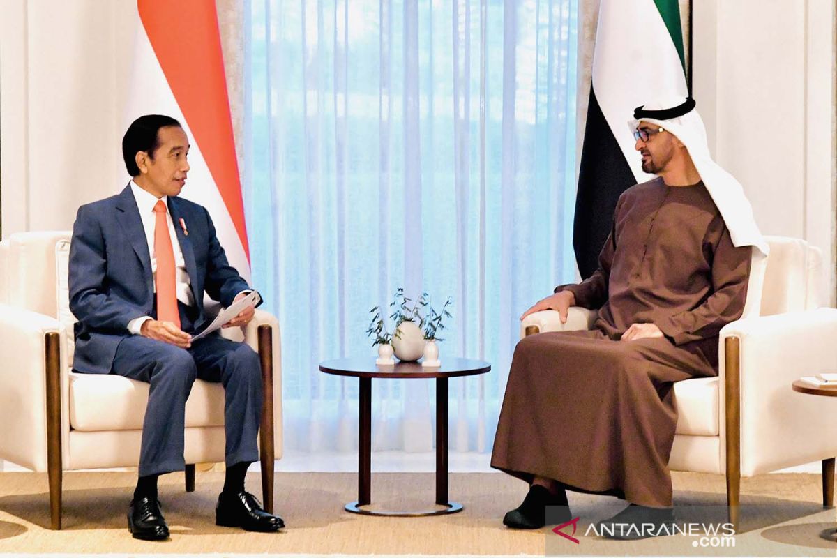 Presiden Jokowi tinjau jalan dengan nama dirinya di Abu Dhabi