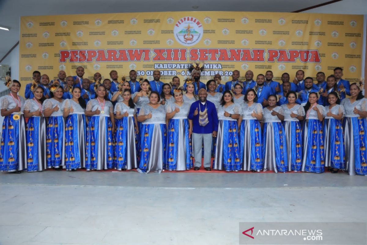 Paduan suara dewasa campuran Mamteng pastikan raih medali emas keenam