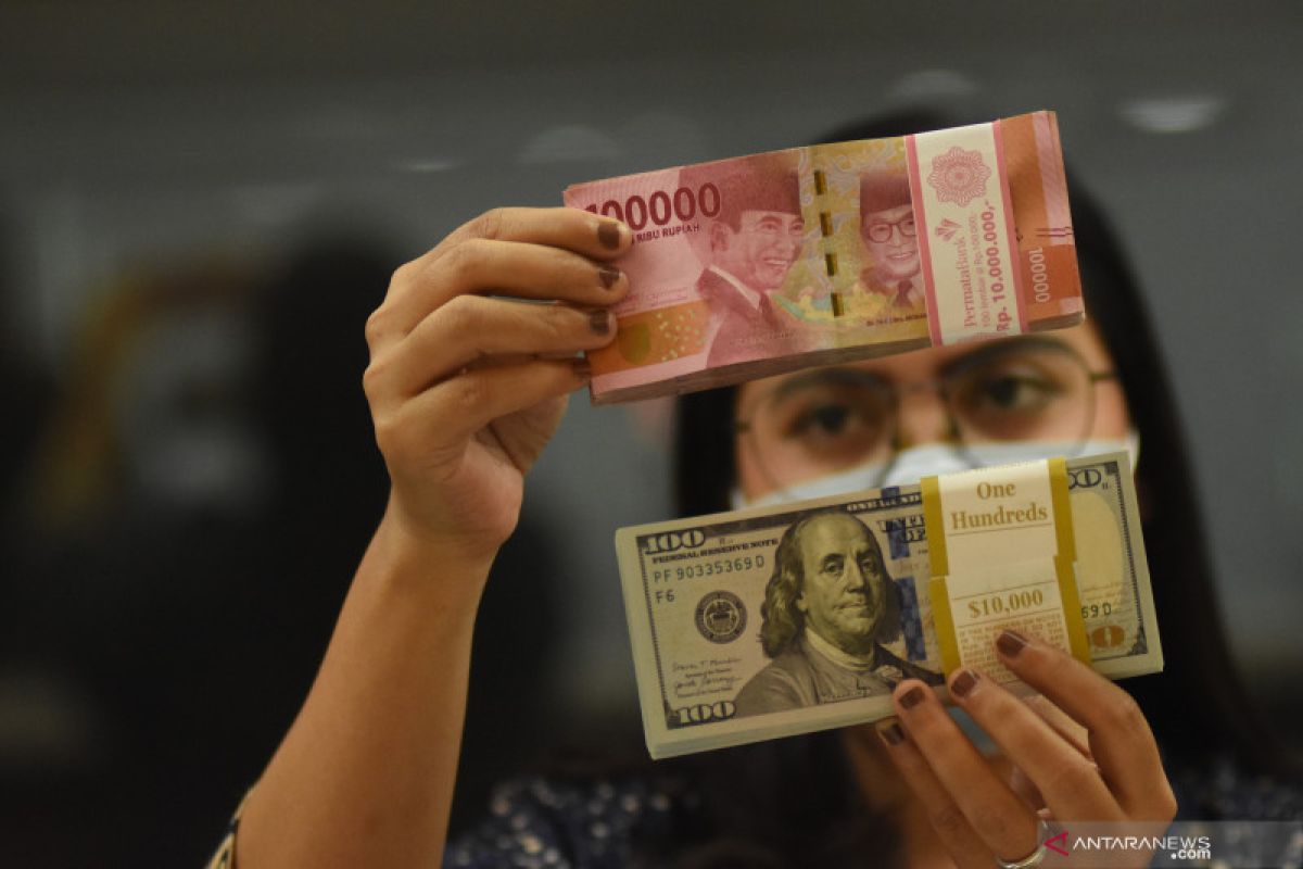 Rupiah menguat seiring data NFP AS lebih rendah dari perkiraan