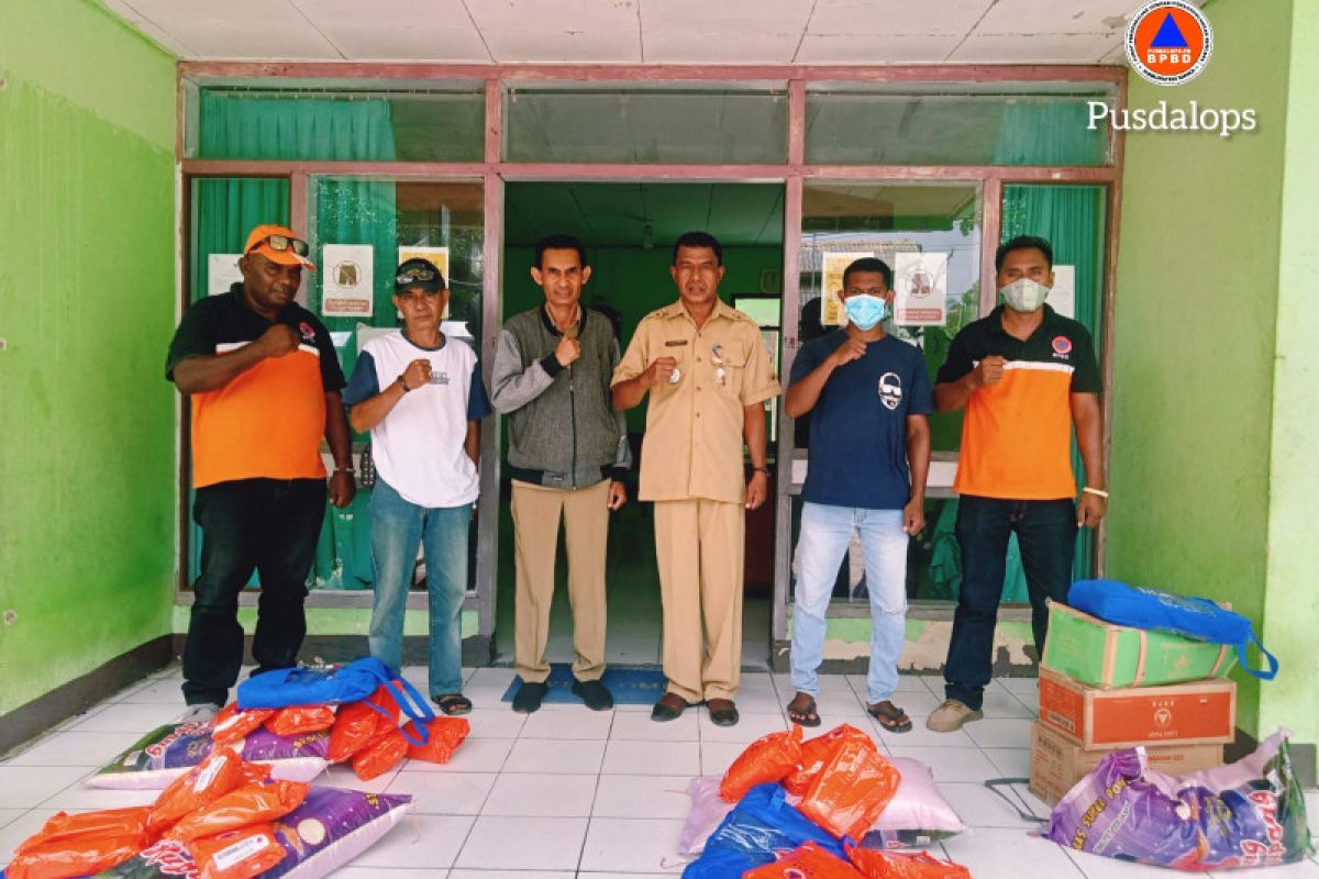 BPBD Sikka salurkan bantuan logistik untuk  korban puting beliung