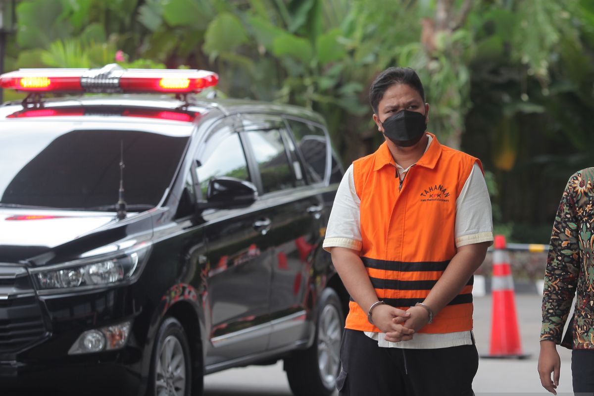 Menelusuri penyerahan suap ke Bupati Kuansing urus izin HGU sawit