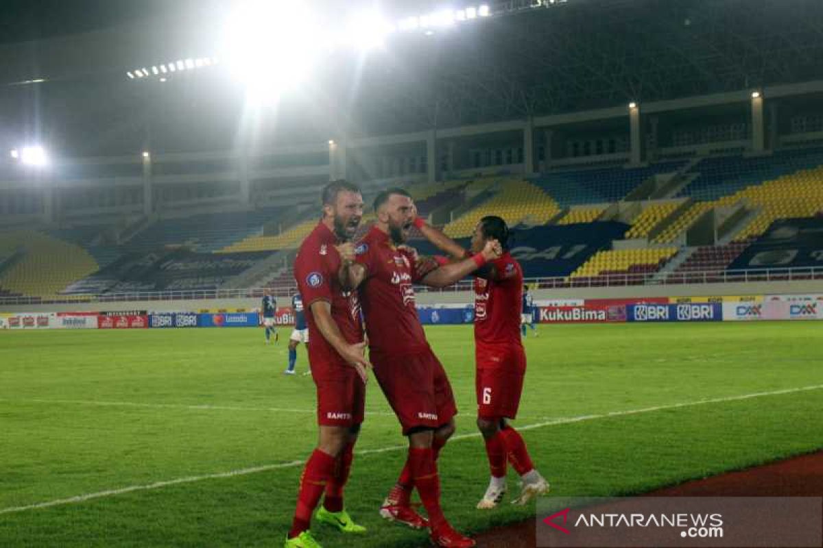 Persib mengalami kekalahan pertama, dibungkam Persija 0-1