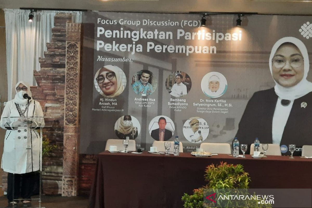 Kemenaker berharap tak ada gap upah perempuan dengan laki-laki