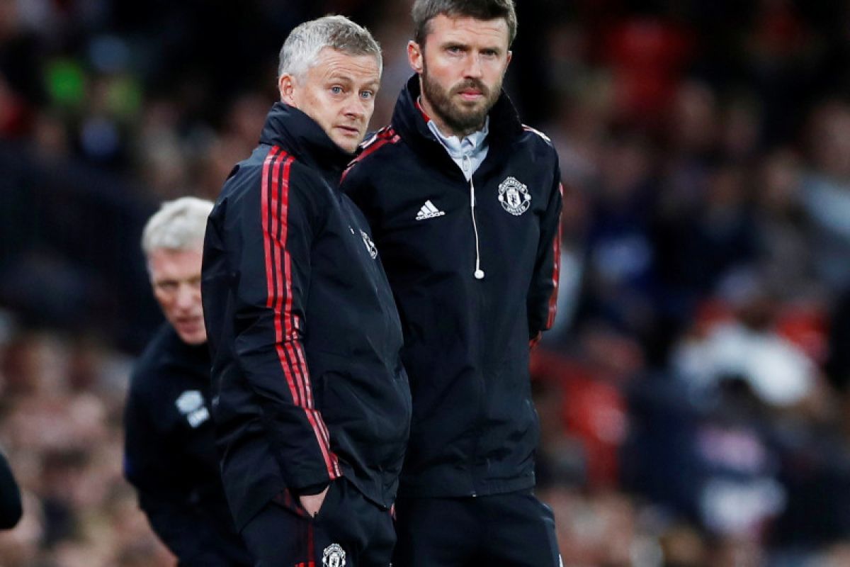 Carrick: Kemenangan MU untuk Solskjaer