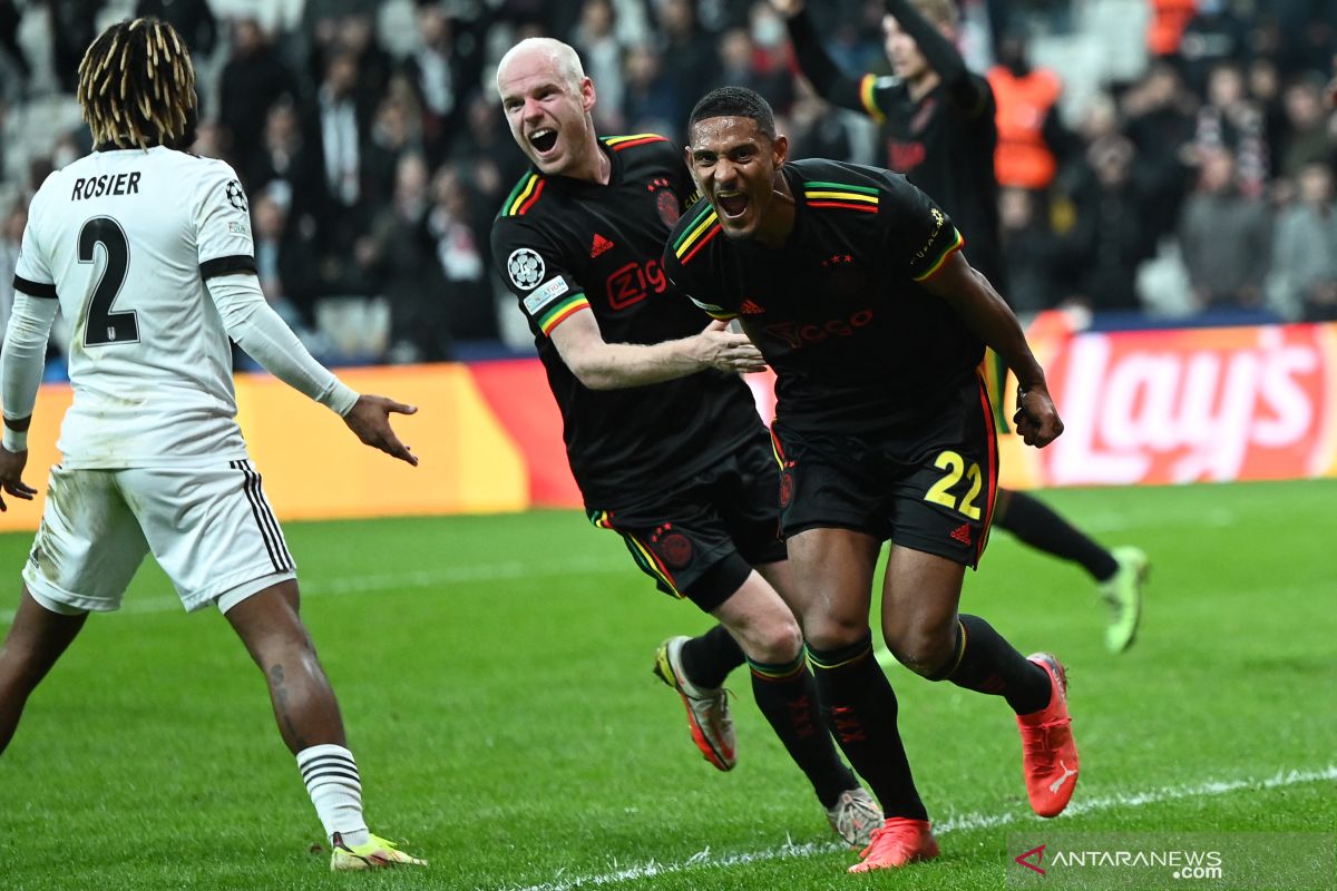 Tekuk Besiktas 2-1, Ajax di puncak klasemen Liga Champions