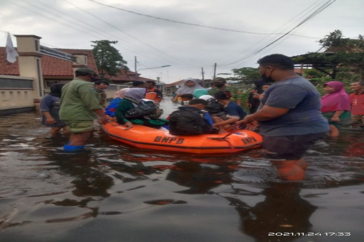 Pemkot Pekalongan penuhi layanan dasar pengungsi banjir