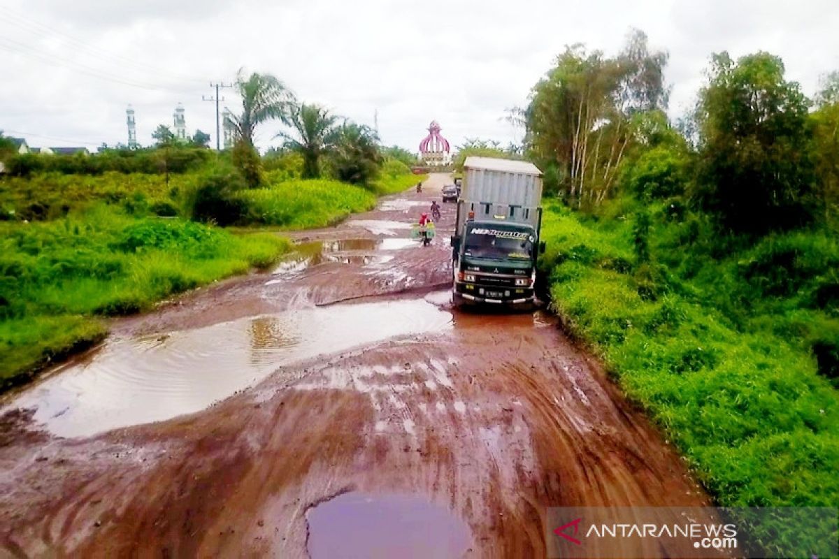 DPRD Kotim dorong penanganan darurat jalan lingkar selatan Sampit