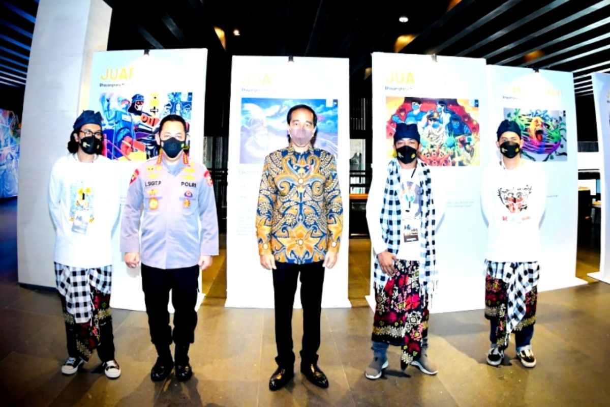 Presiden Jokowi: Lomba Mural Kapolri Hasilnya Positif