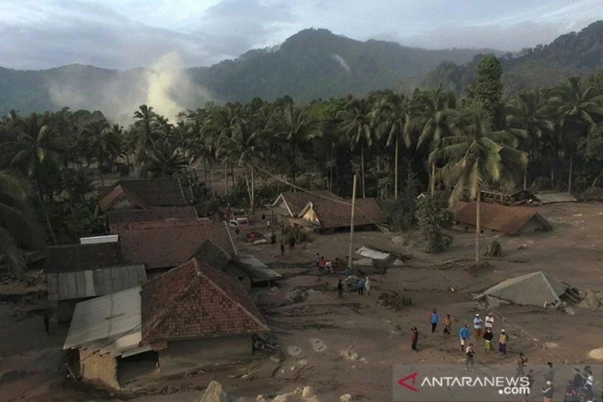 BNPB: 13 orang meninggal dunia akibat erupsi Semeru