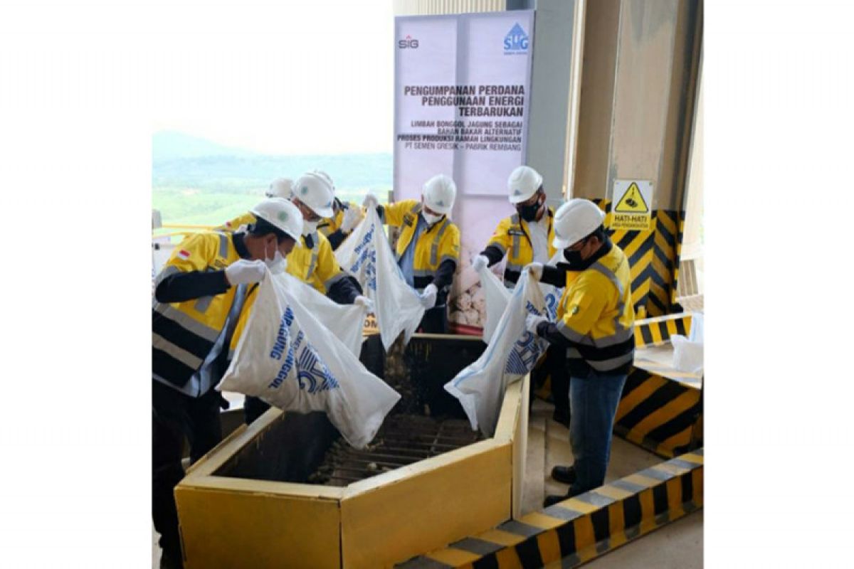 Semen Gresik manfaatkan bonggol jagung sebagai bahan bakar