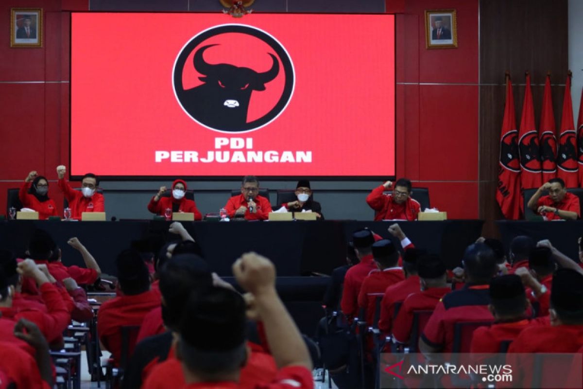 Ketum DPP PDIP Megawati arahkan kader konsolidasi partai persiapan menuju 2024