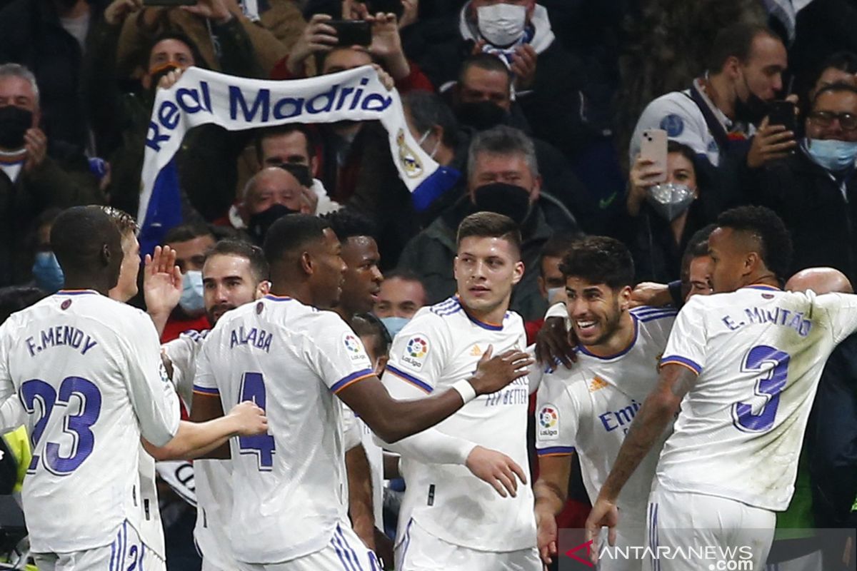 Madrid bungkam Atletico dengan skor 2-0