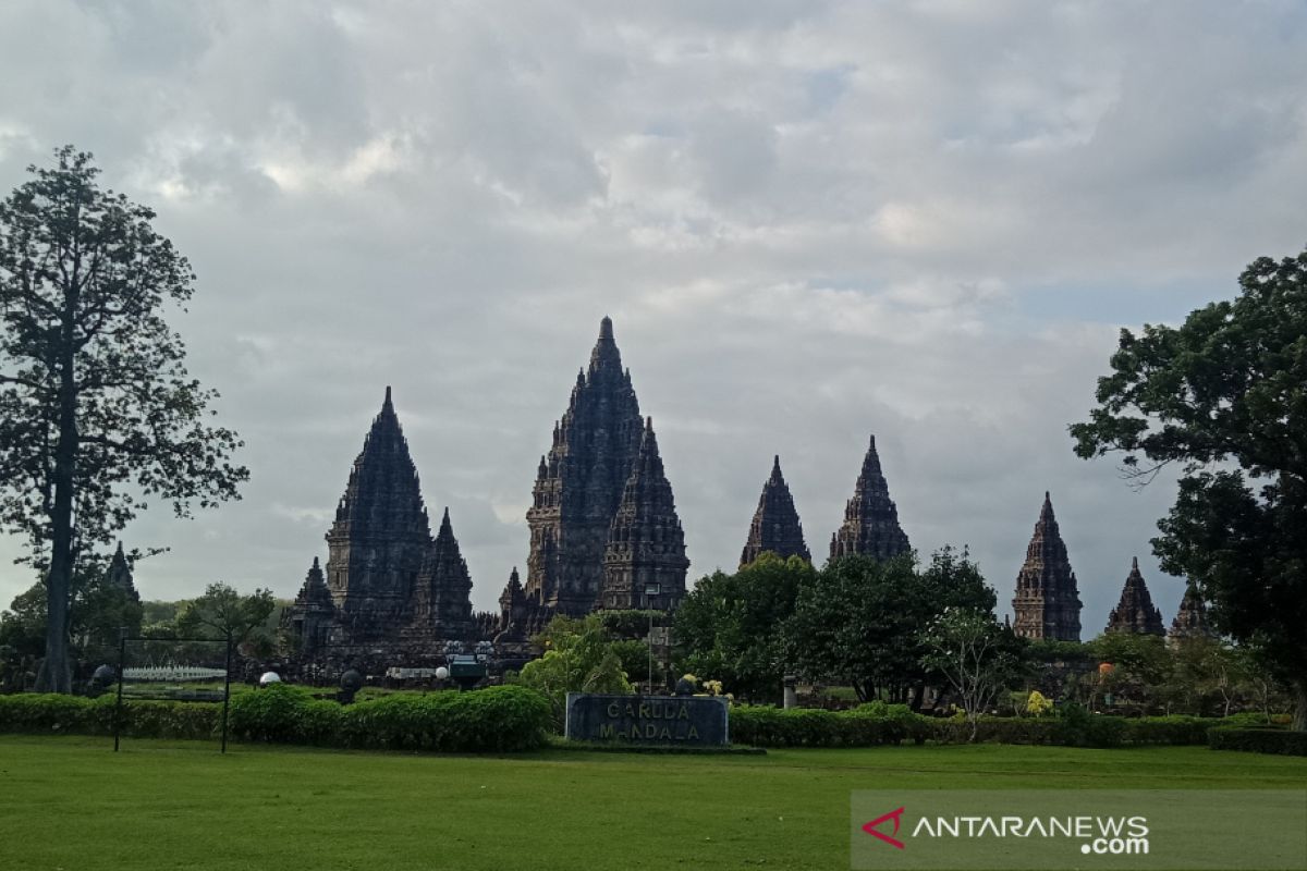 Kemenag menggagas wisata religi Candi Prambanan