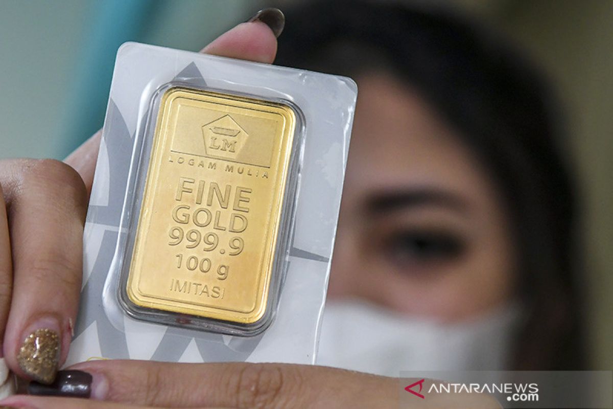 Harga emas Antam Senin pagi turun Rp1.000 per gram