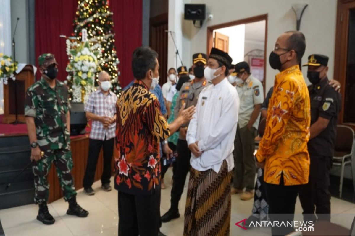 Kapolres Pekalongan Kota berpesan umat Kristiani patuhi  prokes