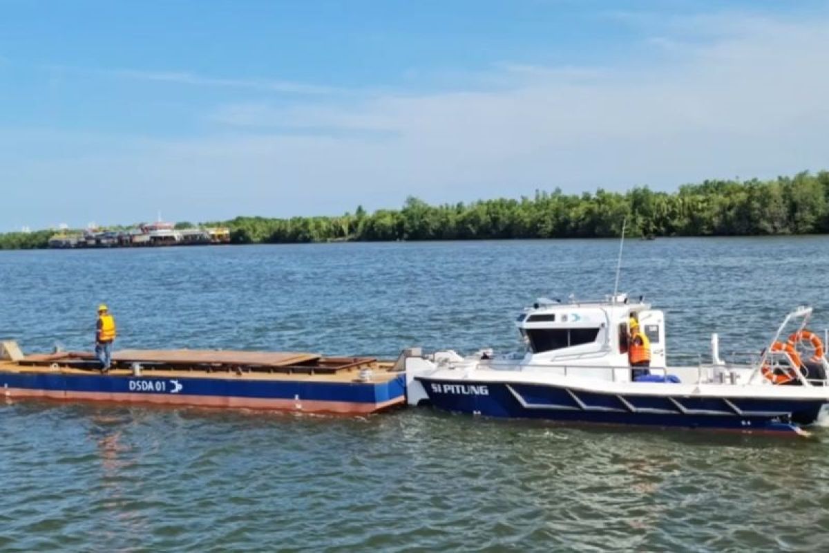 Si Pitung dan Si Jampang bantu percepat pengerukan lumpur di Waduk Pluit