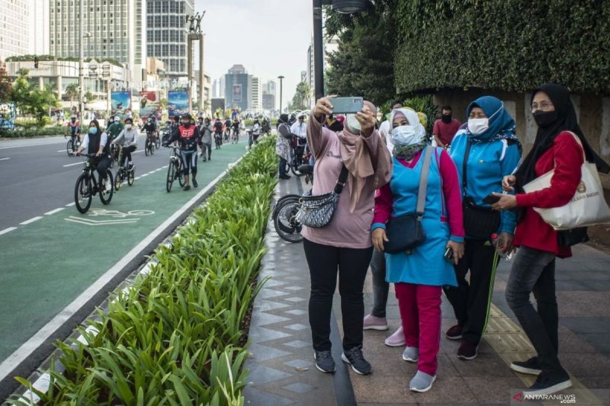 Restoran dan Tempat hiburan DKI buka sampai pukul 20.00 WIB saat Tahun Baru