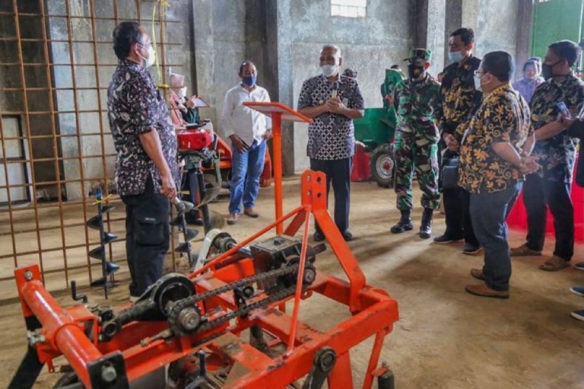 Pemkab Banjarnegara mengajak generasi muda kembangkan sektor pertanian