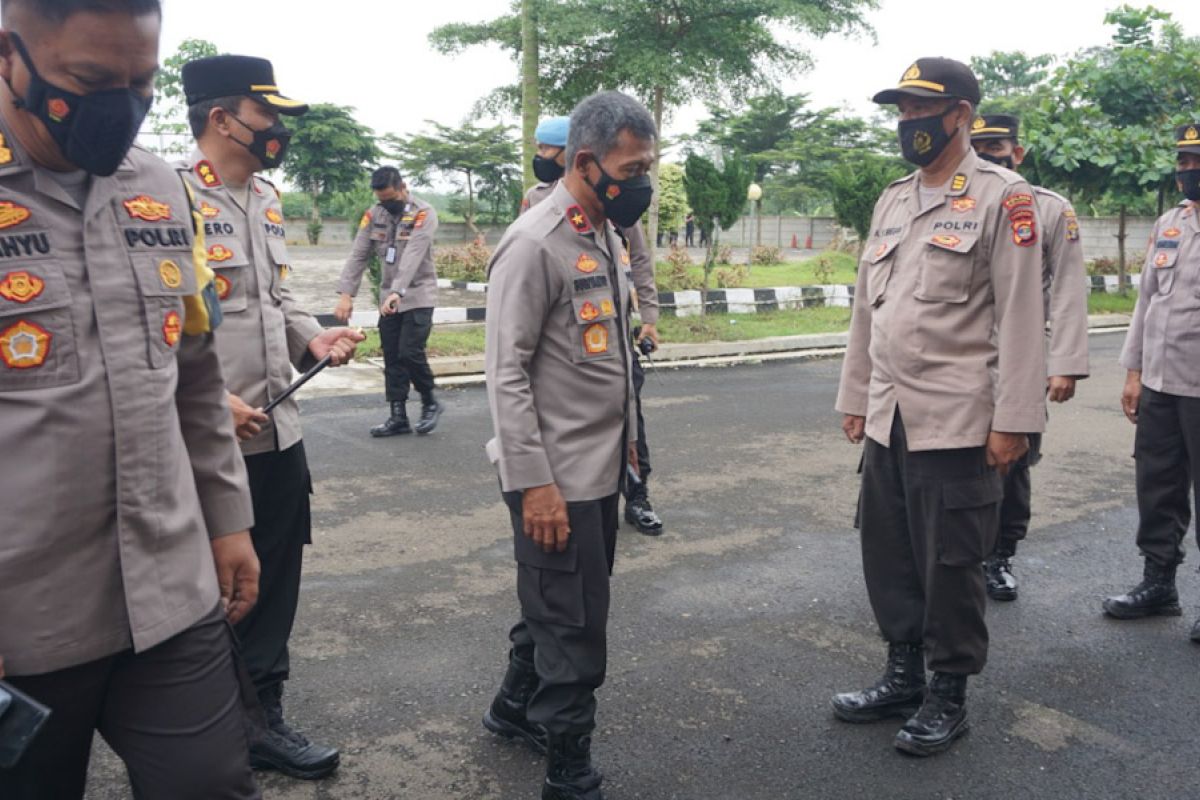 Terendah capaian vaksinasi, Wakapolda Lampung asistensi ke Pesawaran