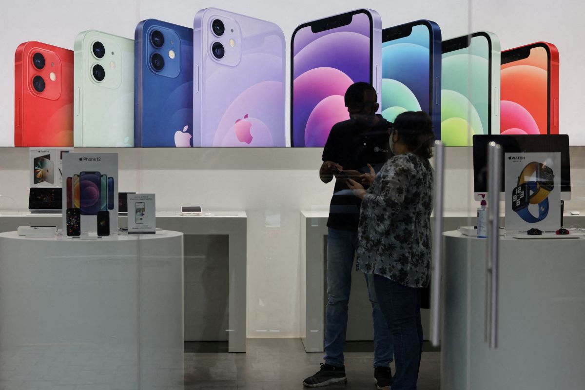 Ukraina minta Apple kurangi produk dan blokir Rusia