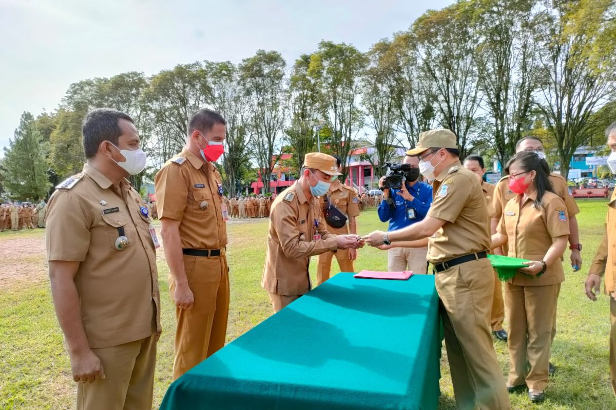 DLH salurkan 49 unit  motor sampah bagi kecamatan