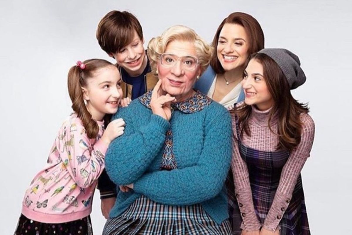 Cegah merebaknya omicron, pentas "Mrs Doubtfire" ditangguhkan hingga Maret