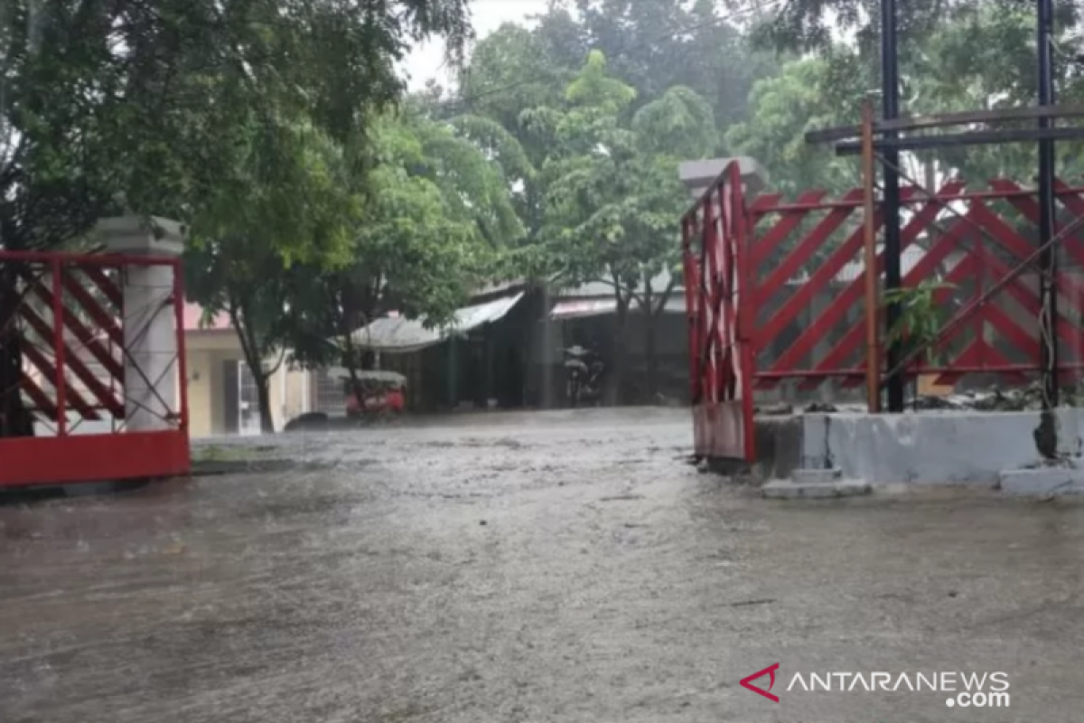 BMKG bilang wilayah NTT memasuki puncak musim hujan