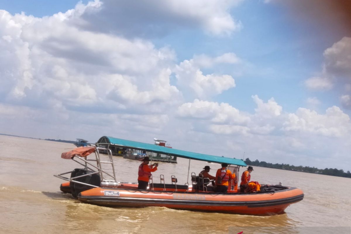 Dua anak tenggelam di Inhil, satu selamat dan satunya dicari