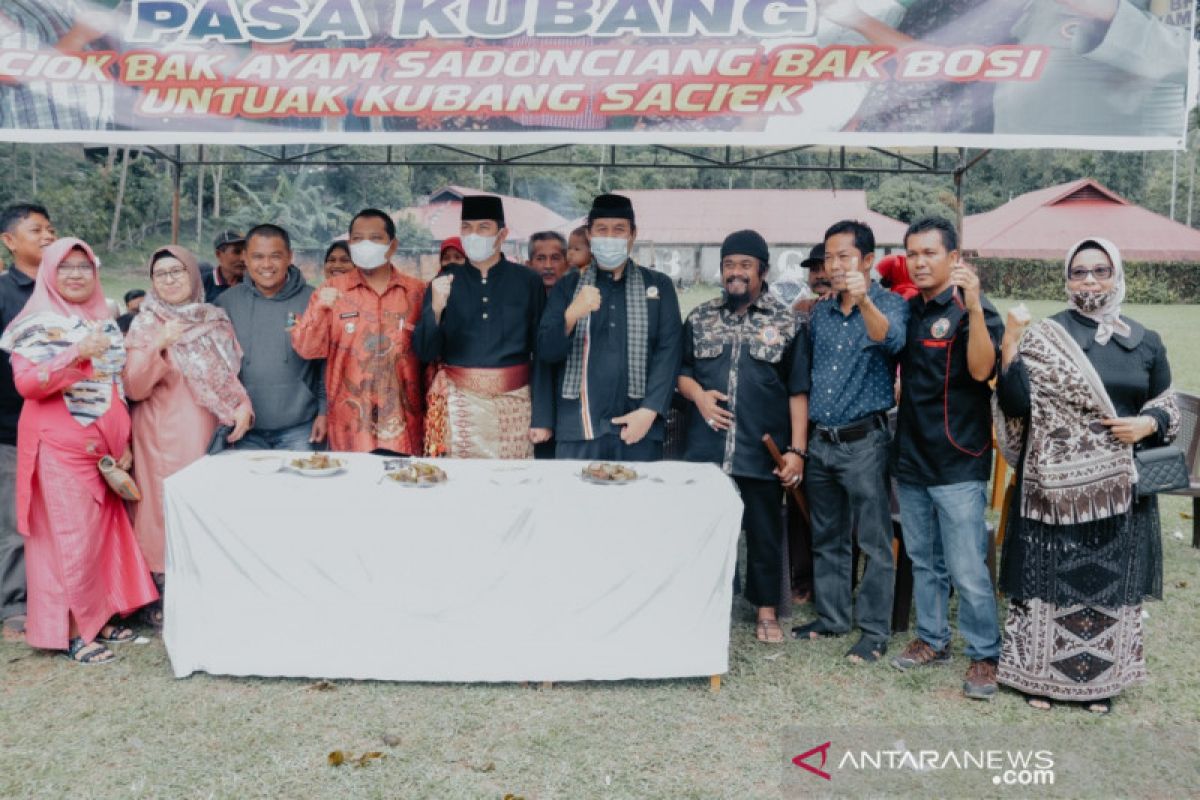 Pemuda Kubang Sawahlunto selenggarakan pertemuan Kubang Bersatu dan lomba "malamang"