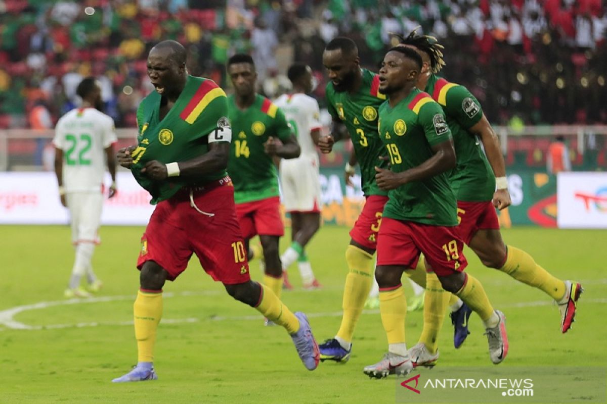 Dua penalti menangkan tuan rumah Kamerun partai pembukaan Piala Afrika