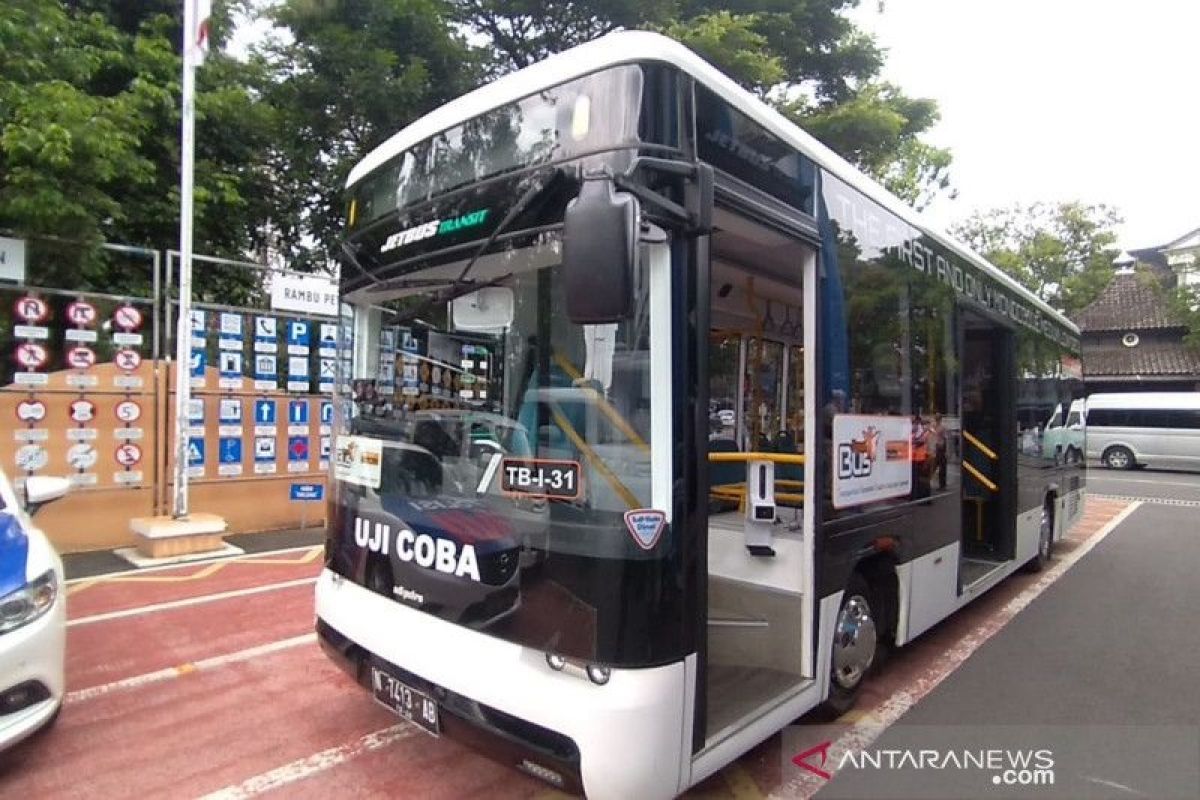 Solo mulai uji coba bus low deck ramah difabel, begini penampakannya